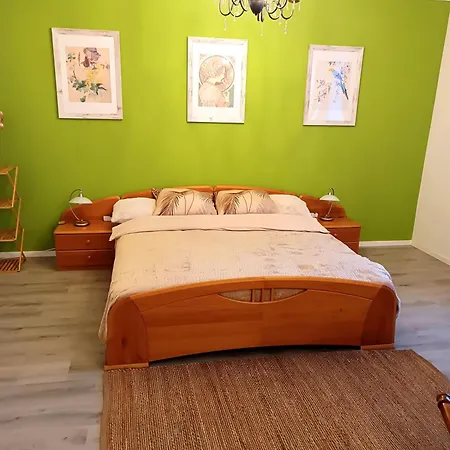 Апартаменты 2 Room's Family