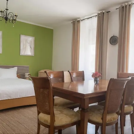2 Room's Family Apartmán Mürzzuschlag