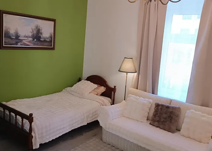 Apartament 2 Room's Family